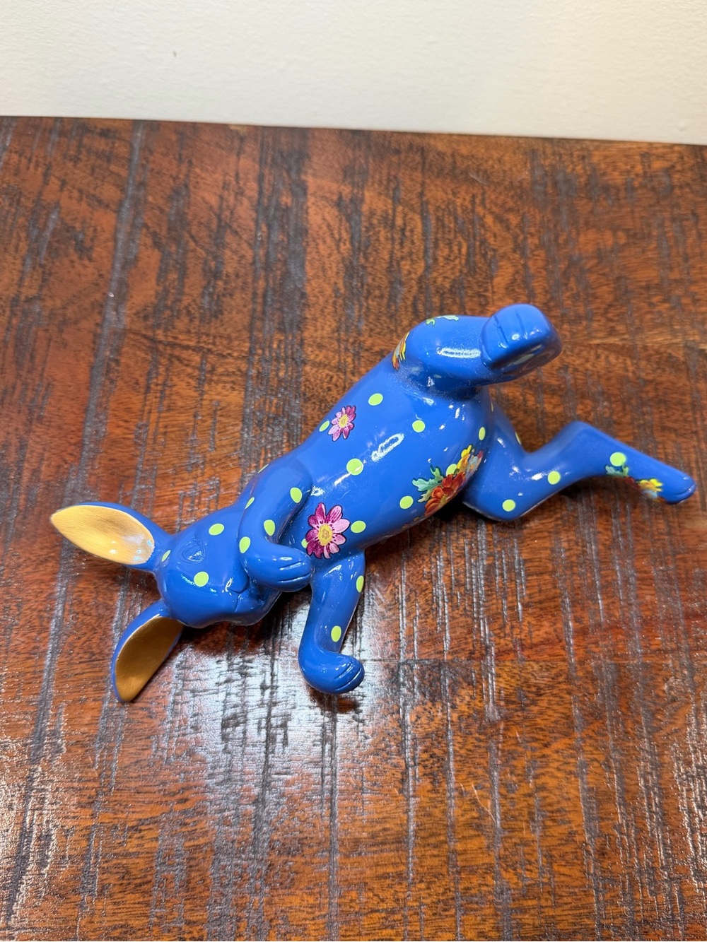 MacKenzie-Childs Lapis Flower Market Funny Bunny Pot Climber